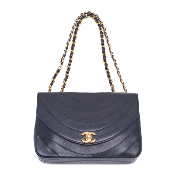 Chanel Border Stitch Round Flap Turn Lock Chain Lambskin Black - Picture 5 of 8